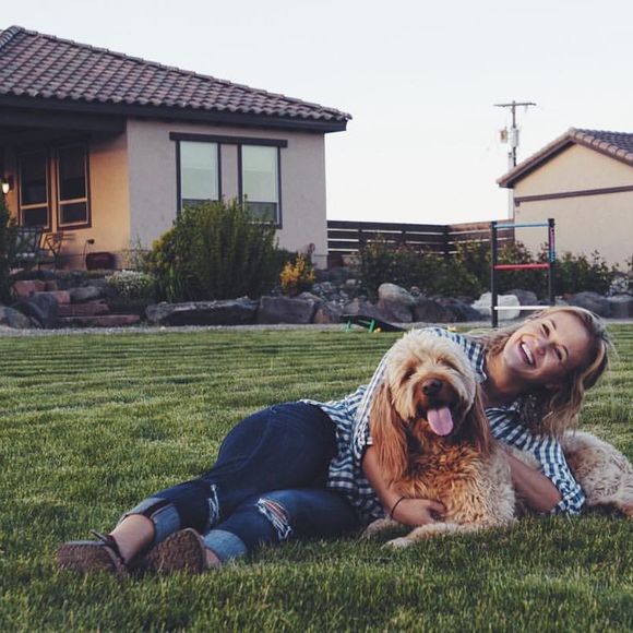 Meet your Posher, Sarah - Picture 1 of 1